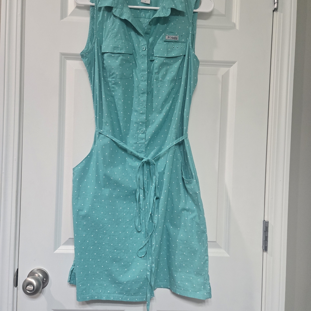 Columbia PFG Women's Size M Polka Dot Aqua Mini Dress w/ Pockets!
